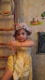 на качельках.JPG