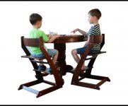 два мальчика за столом.jpg