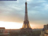 th_eiffelcam3.jpg