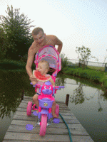 люблю арбуз и папу.gif