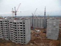 13 Вид из окна в подъезде _ на один пролет выше 9 этажа.jpg