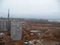 14 Вид из окна в подъезде _ на один пролет выше 9 этажа.jpg