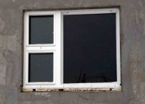 04 _ 2010.12.02_Дом 3 _ начали запенивать окна.jpg