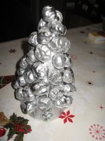 елка из каштанов.JPG