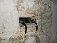 23-стояк отопления в двушке, привет соседу в трешке.jpg