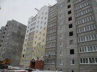 34 Дом 3 _ красят снаружи 1 подъезд _ вид из двора дома.jpg 34 Дом 3 _ красят снаружи 1 подъезд _ вид из двора дома.jpg