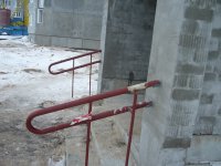 Перила перед подъездом.jpg