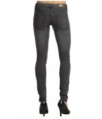 6_jeans.jpg