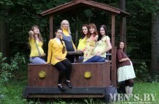 pregnant-parade-05.jpg