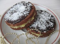 шоколадное печенье с кокосовым кремом.jpg