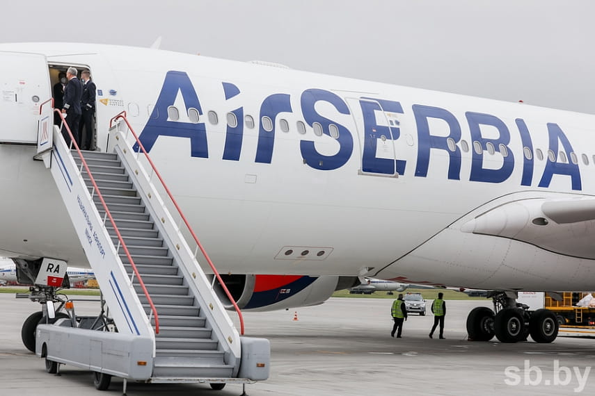 В Минск прилетели два самолета из Сербии с гуманитарным грузом 15