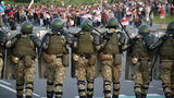 МВД Белоруссии допустило применение боевого оружия против протестующих 1