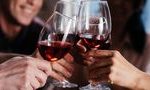 Ученые определили, чем опасен один бокал вина в день 12