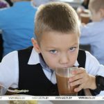 В 100 школах Минска с 1 сентября внедрят систему "Умный буфет" 12