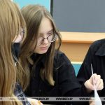 Внесение корректив в учебные программы по истории обсуждали на совещании у Лукашенко 11
