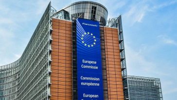 Еврокомиссия оштрафовала Польшу на 100 млн евро 11