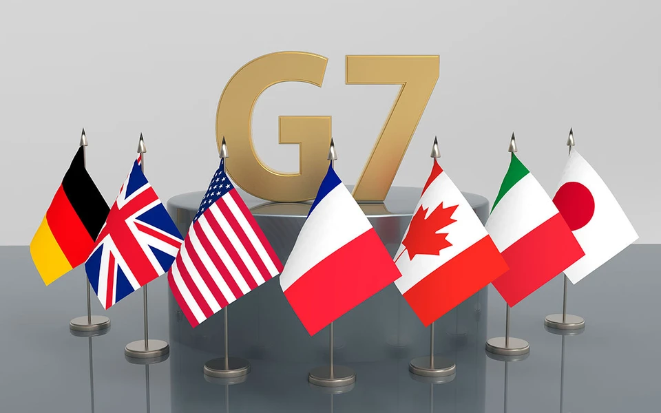G7 планирует ввести потолок цен на топливо из России: кто выиграет и проиграет от такого решения 2 2 сентября министры финансов стран "Большой семерки" будут решать на своей встрече вопрос о введении "предельных цен на закупку нефти у России".