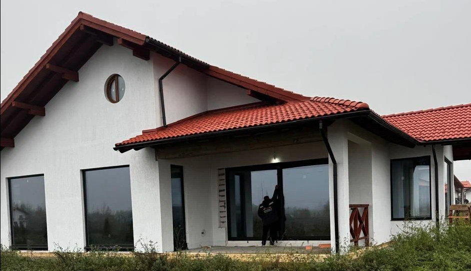 Современные тенденции, экологичность и мода в остеклении веранд и террас коттеджей 2 Современные тенденции, экологичность и мода в остеклении веранд и террас коттеджей 2