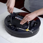 Роботы-пылесосы: как они устроены и какие поломки встречаются чаще всего 10