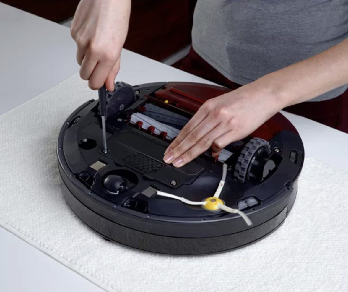 Роботы-пылесосы: как они устроены и какие поломки встречаются чаще всего 1