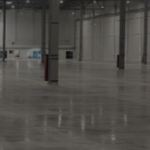 Топпинговые бетонные полы, эпоксидные покрытия или тяжелый бетон М400: что лучше для промышленных полов 12